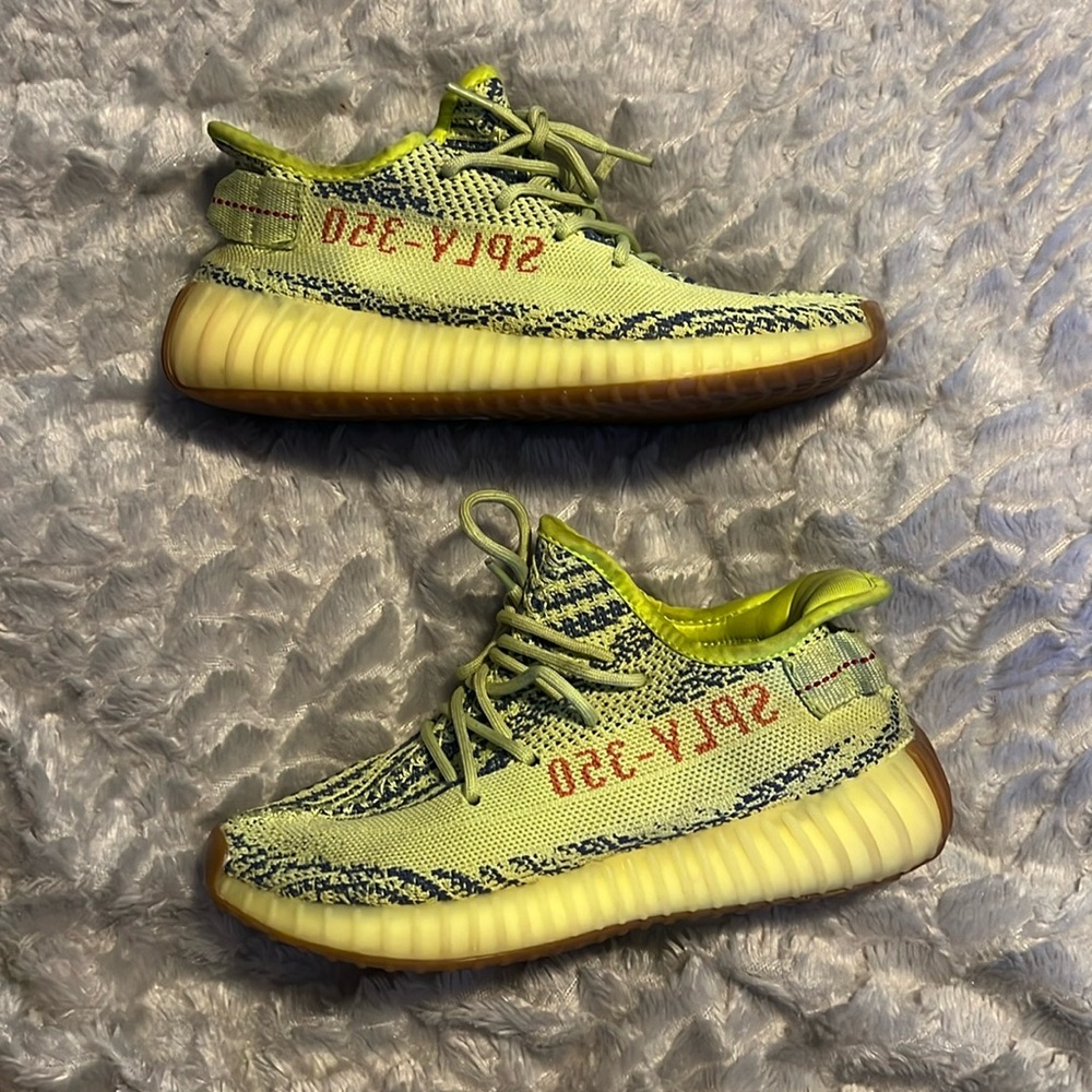 Adidas Yeezy Boost 350 v2 low 6 1/2